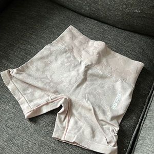 GYMSHARK CAMO SHORTS